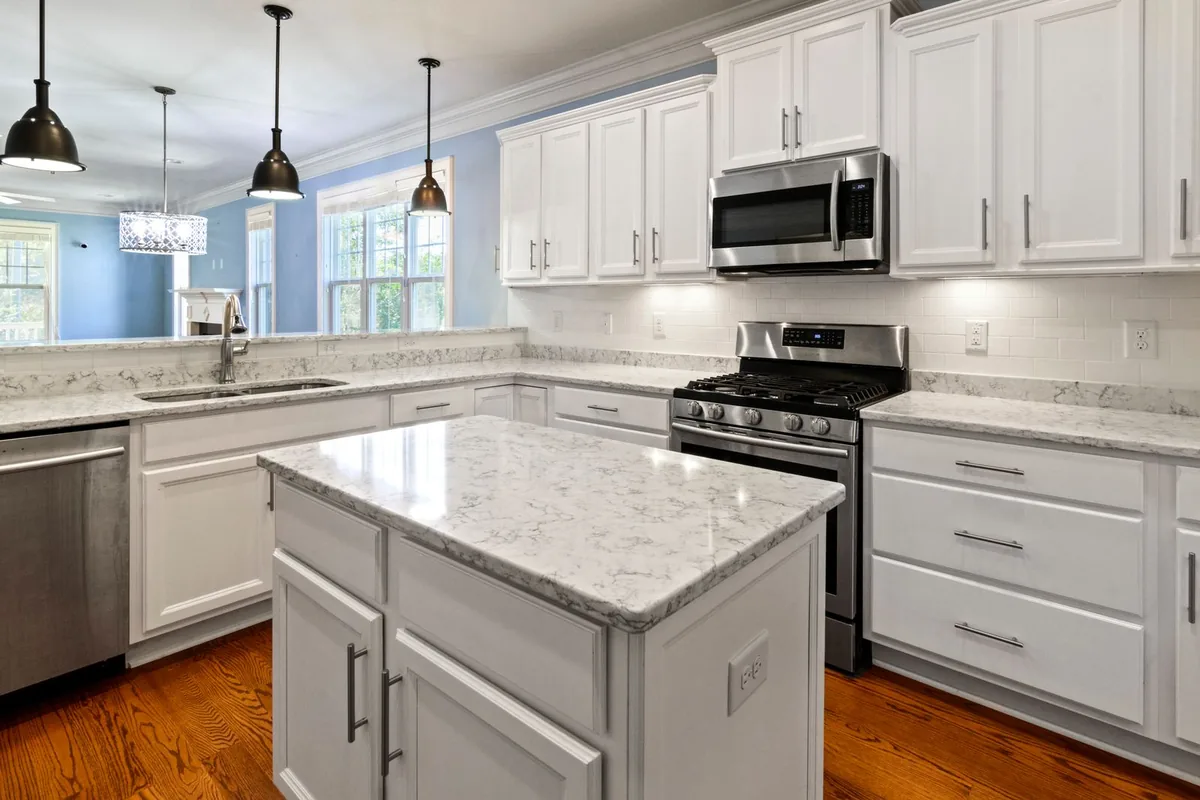 Filth & Squalor Cleanup in Carnot-Moon, PA